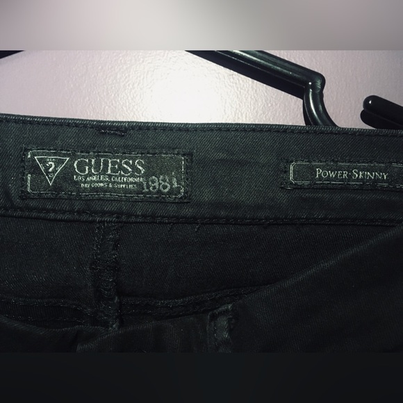 GUESS Jeans - Picture 4 of 6